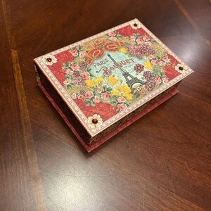 Punch Studio Parisian Nesting Box